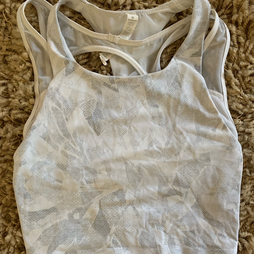 Wunder Train Longline bra size 4